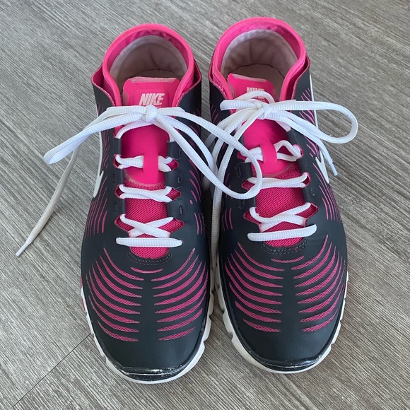 Nike Free Balanza Running Sneakers - Picture 5 of 11